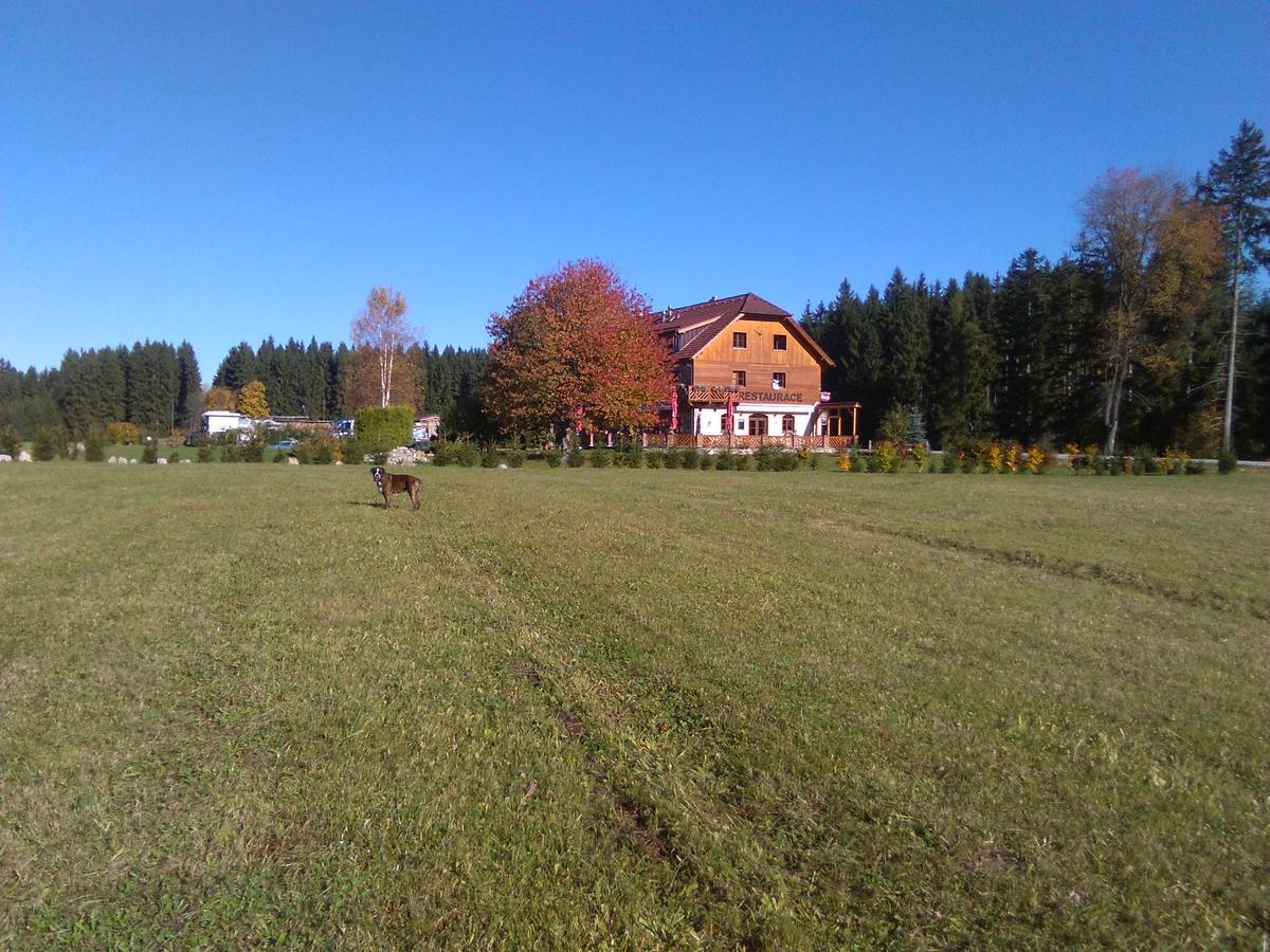 Penzion Planicka Černá v Pošumaví Eksteriør bilde